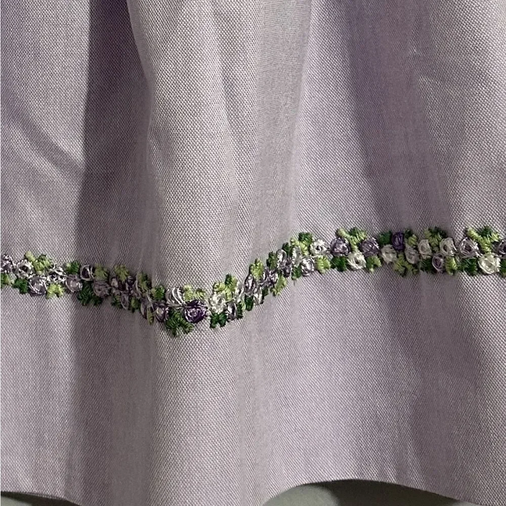 Glorimont girls purple skirt with floral trim, elastic waist, size 4
